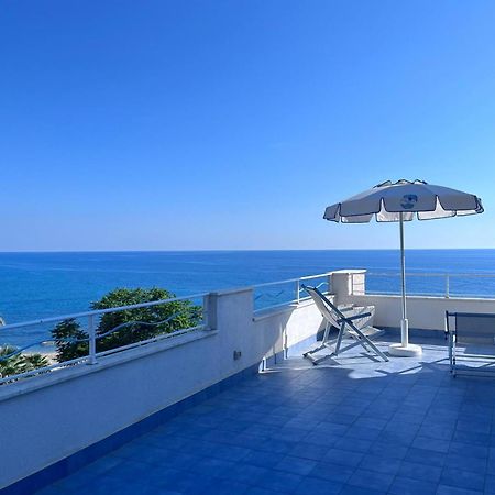 Hotel Ferretti Diamante Exterior photo