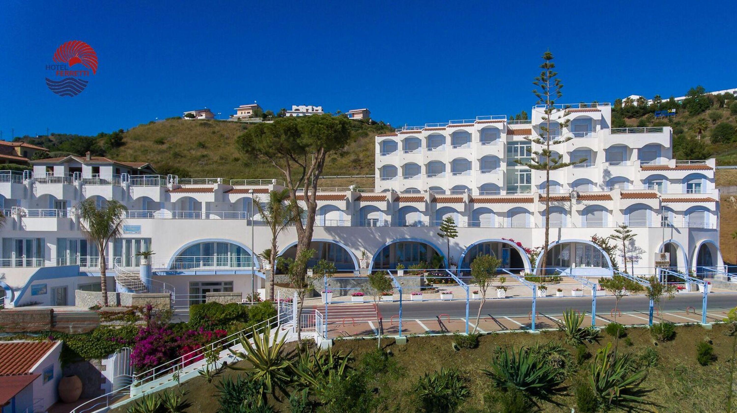 Hotel Ferretti Diamante Exterior photo