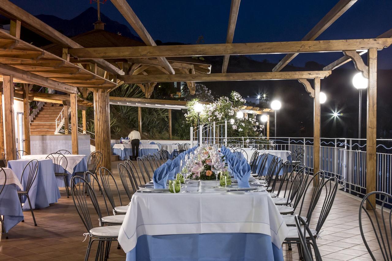Hotel Ferretti Diamante Exterior photo