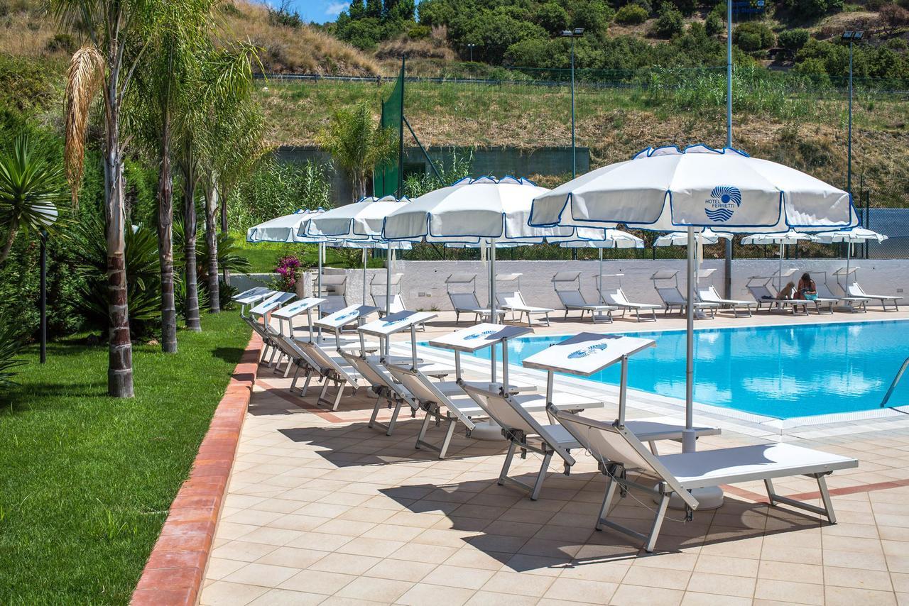Hotel Ferretti Diamante Exterior photo