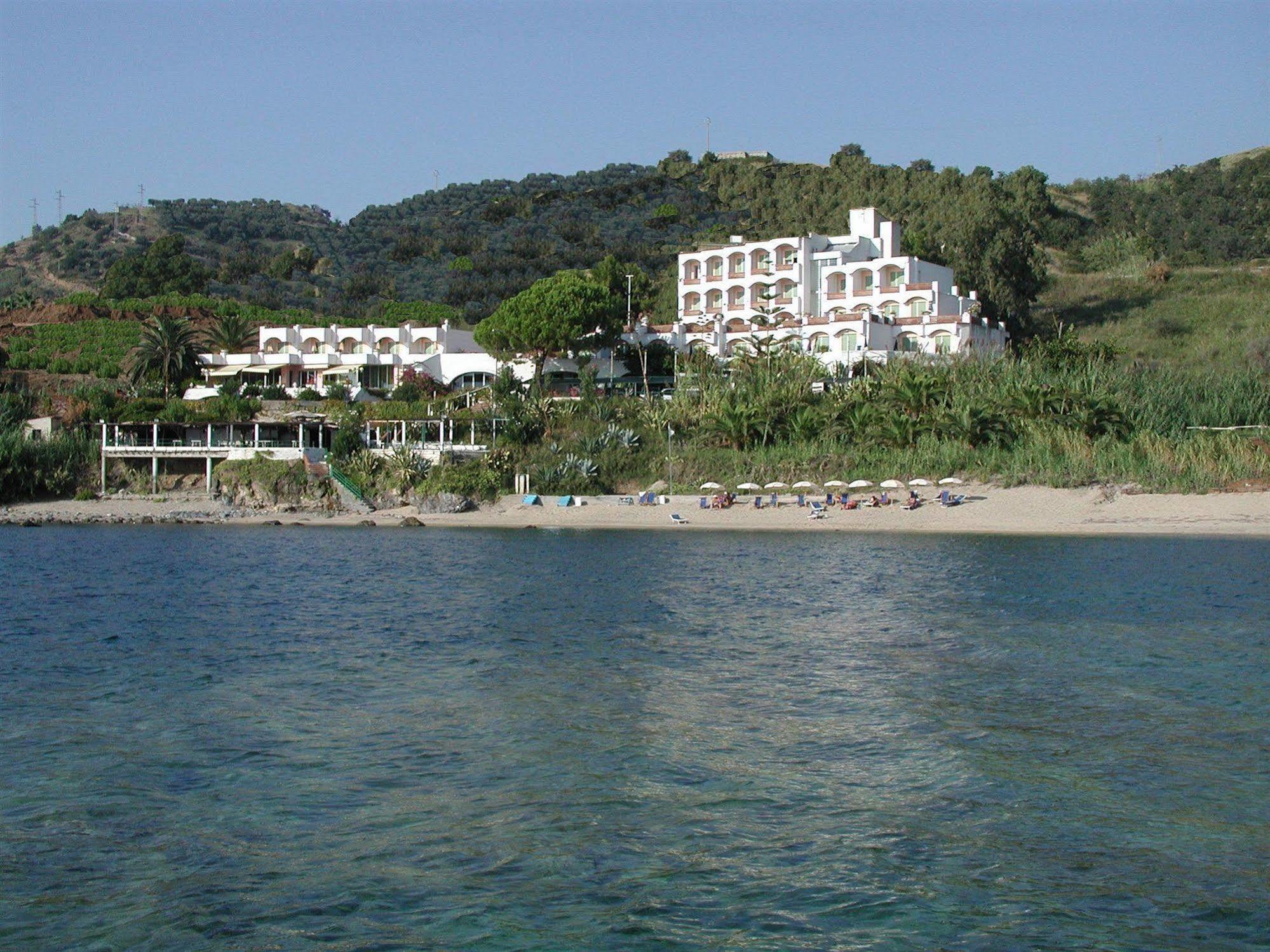 Hotel Ferretti Diamante Exterior photo